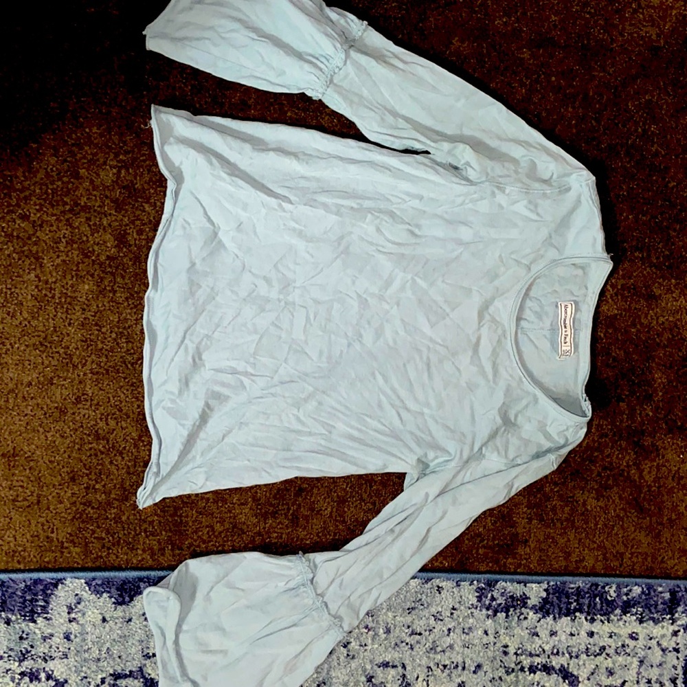 Blouse with flared sleeves